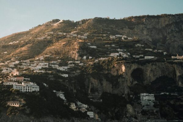 What is the best way to get from Florence to the Amalfi Coast?