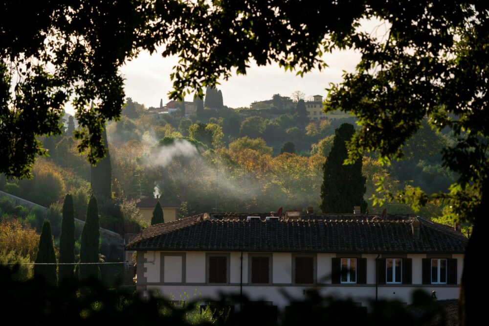 What is the best way to get from Florence to the Tuscan countryside?