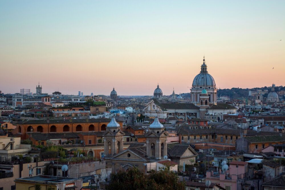 Where to see the best views of Rome from above for photography?