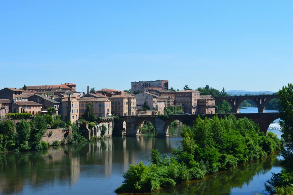 Where to stay in Toulouse for tourists?