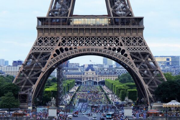 Which French city is known for its canals?