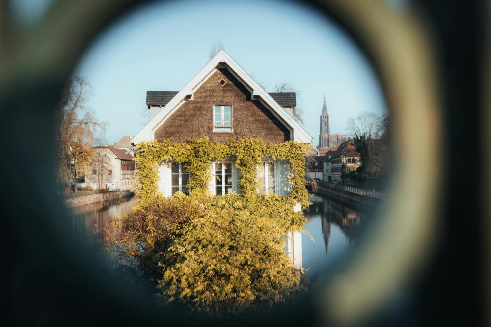 Are there 5 star hotels in Strasbourg with spa facilities?