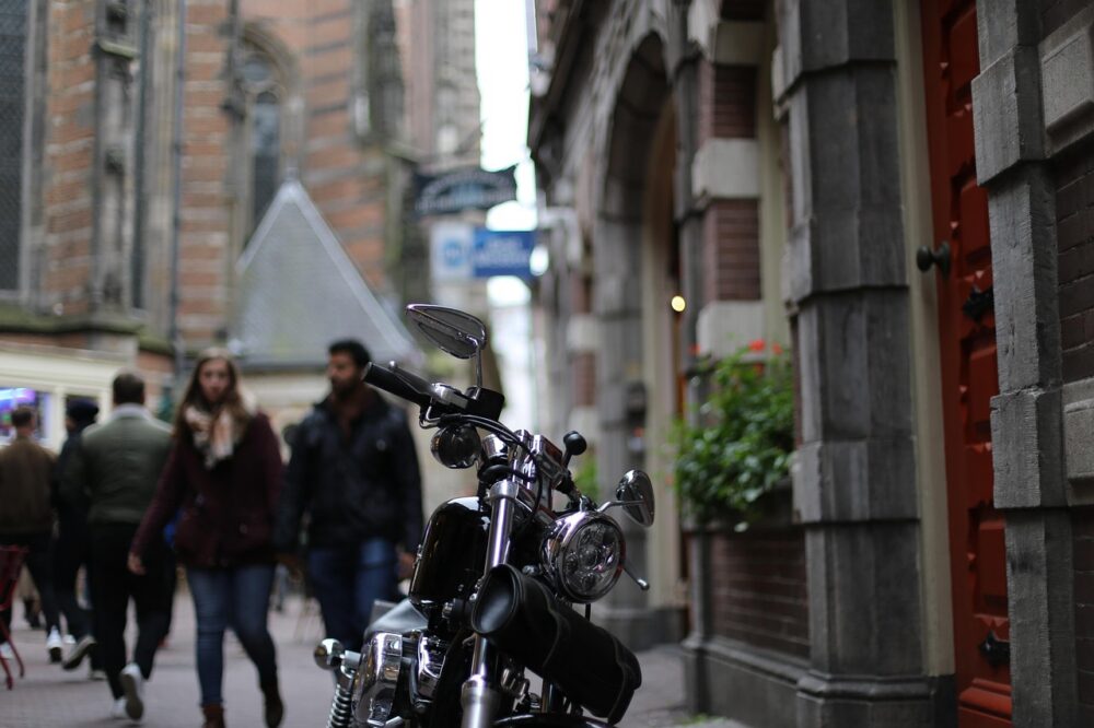 Are there any budget hotels near Amsterdam Central Station?