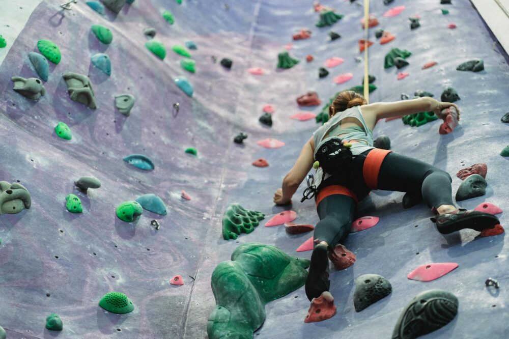 Are there any indoor rock climbing gyms in Paris?