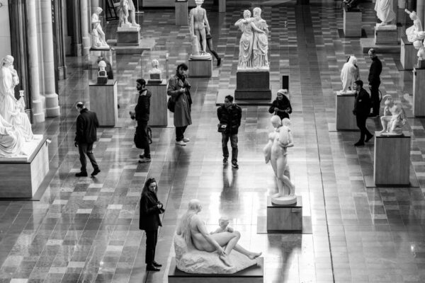 Are there any spring art exhibitions in Paris?