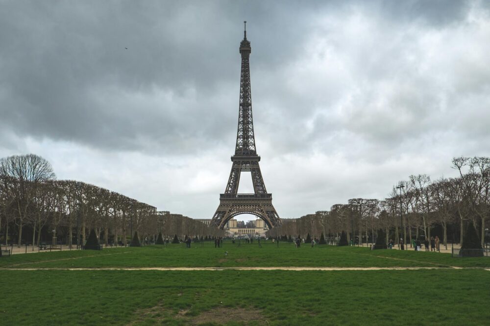 Are there any spring concerts in Paris?