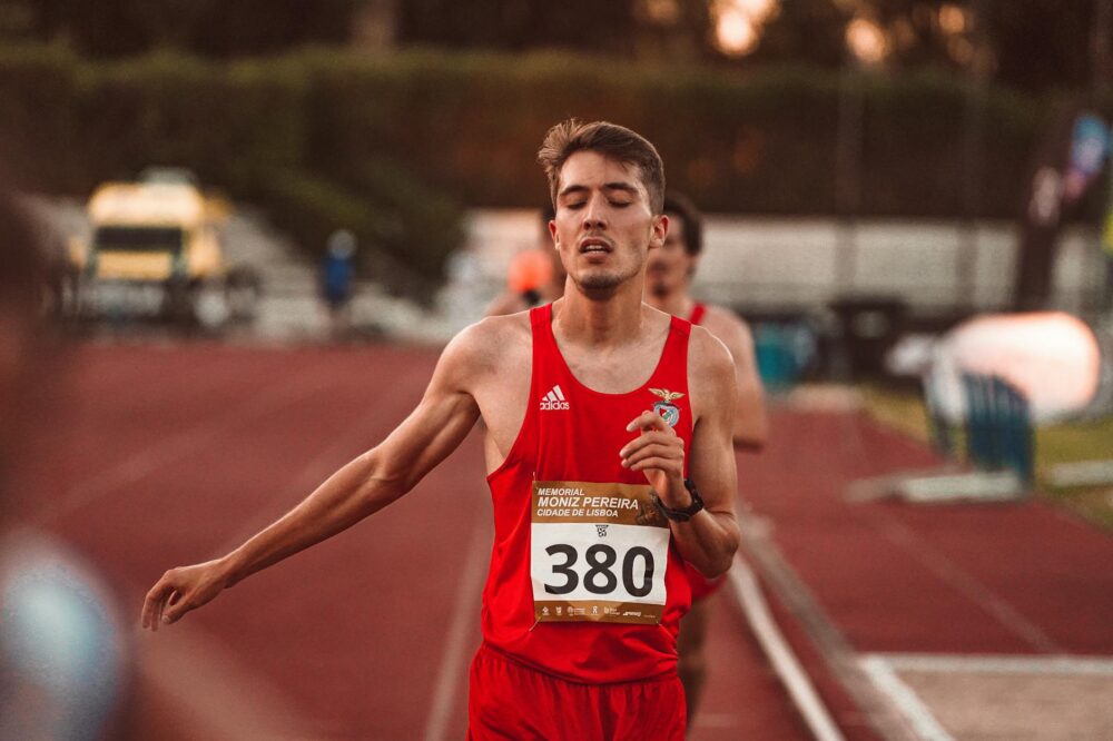 Are there any spring running events in Barcelona?