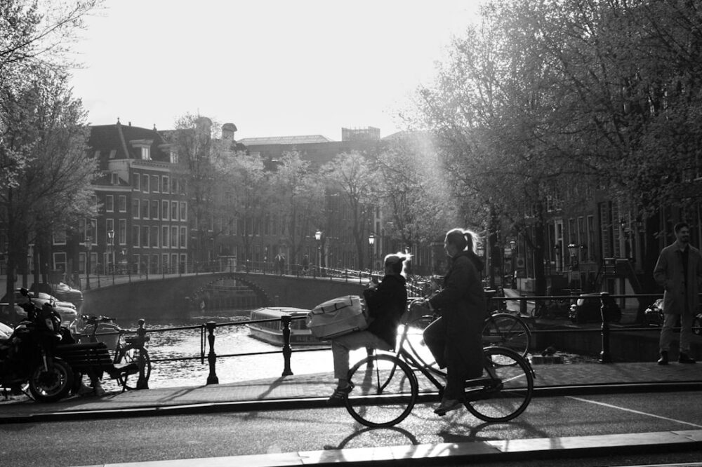 Are there sports facilities at Amsterdam universities?