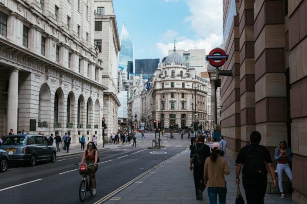 Best cafes in London for a group hangout 2026
