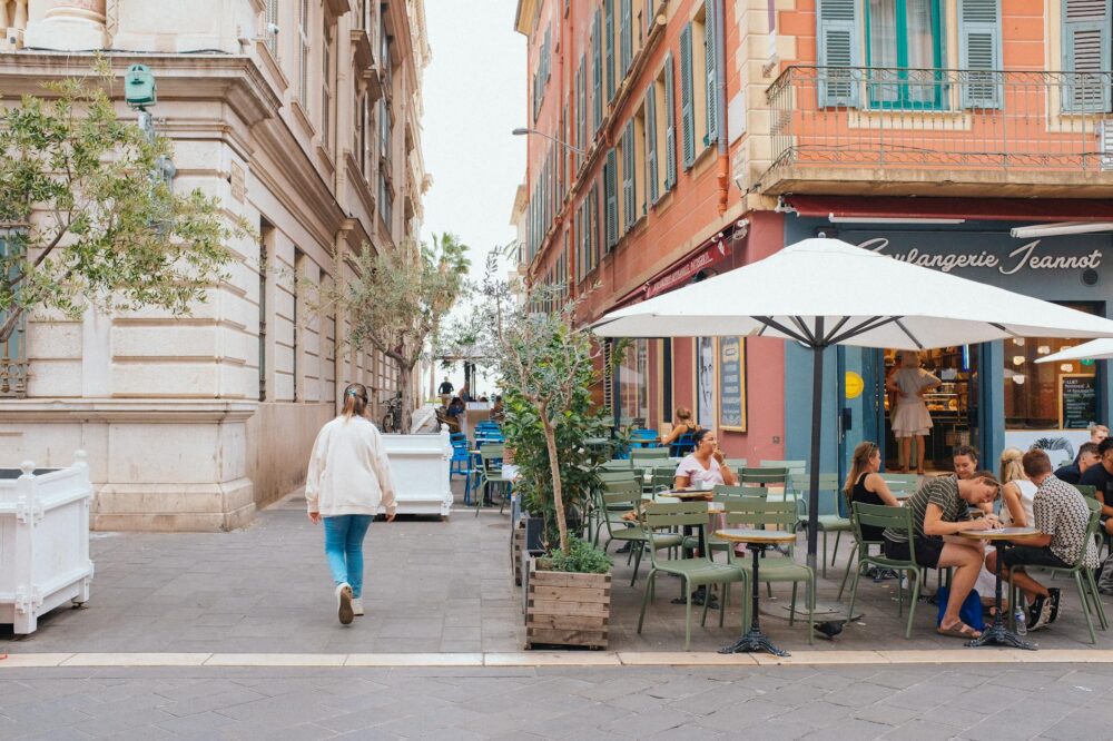 Best cafes in Nice with a minimalist design