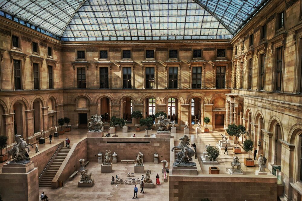 Best indoor activities in Paris for a rainy day with a large group