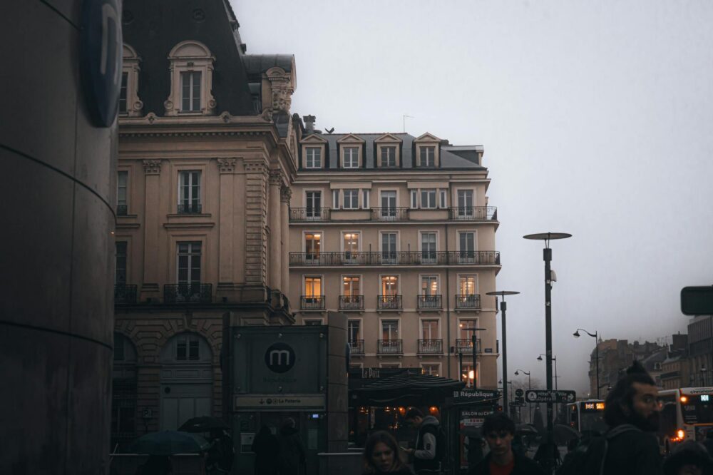 Best restaurants for a romantic dinner in Paris 2026