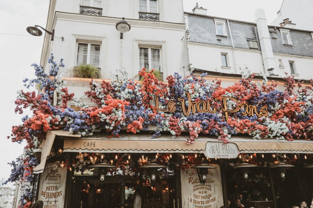 Best wine bars with food in Paris 2026