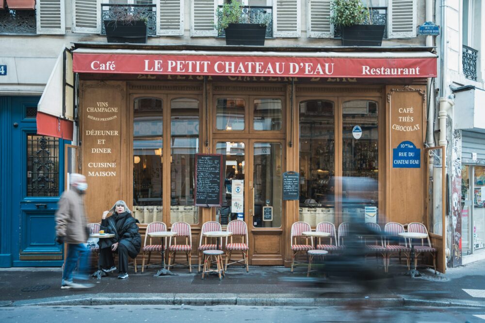 Can you attend Paris Fashion Week for free