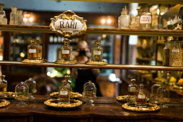 Can you take a perfume-making workshop in Florence on a rainy day?
