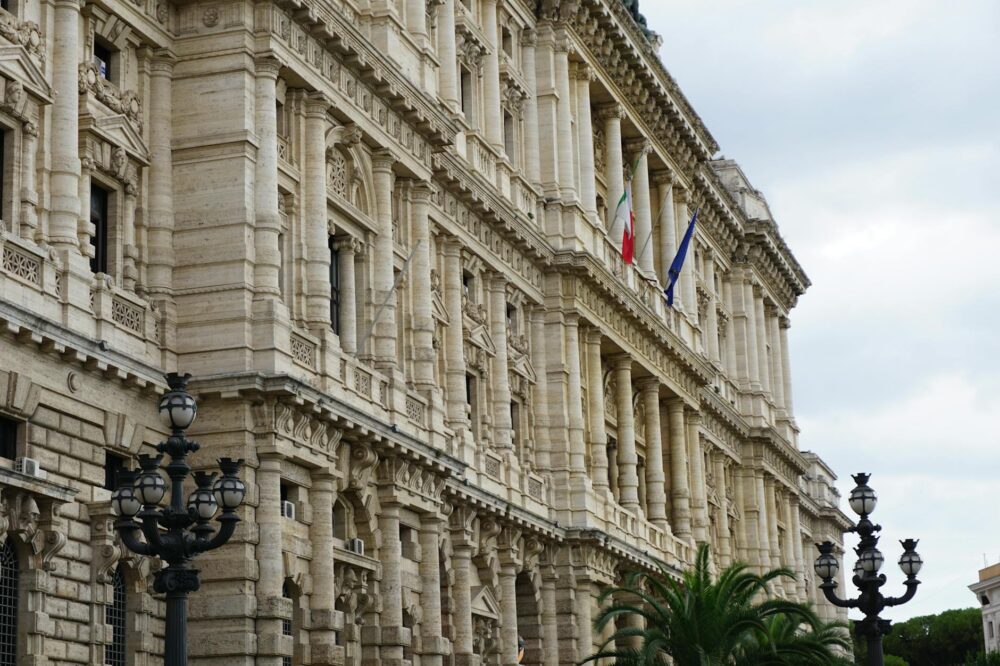 Can you visit the Palazzo Corsini on a rainy day?