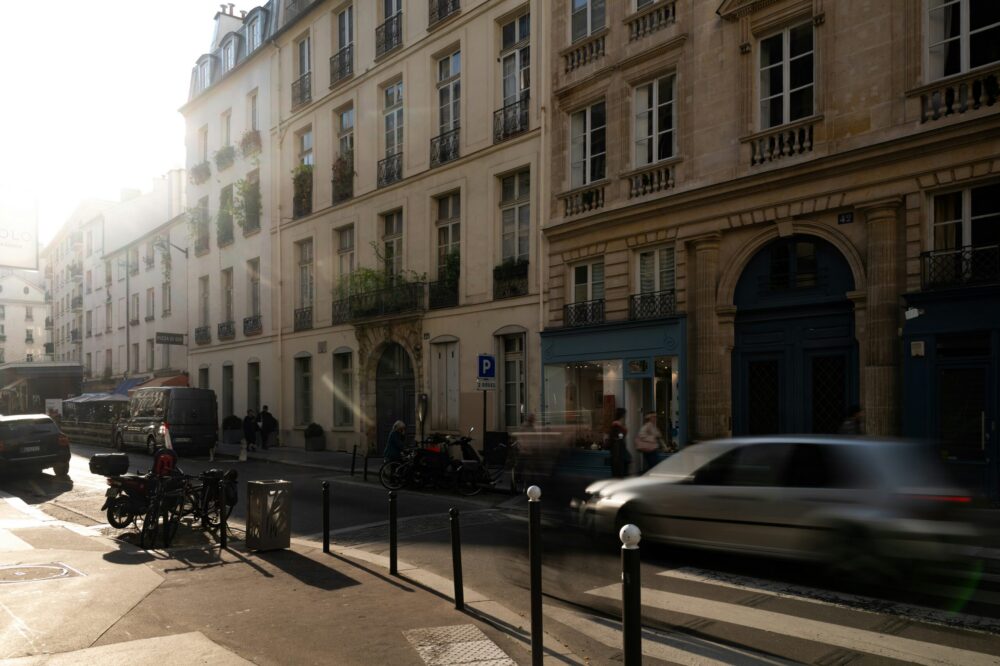 Free fashion shows in Paris for students 2026