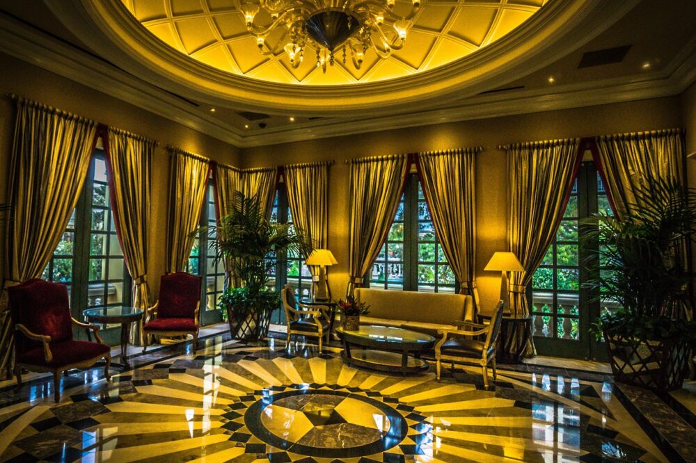 Hotels in Strasbourg with 24-hour reception for solo travelers