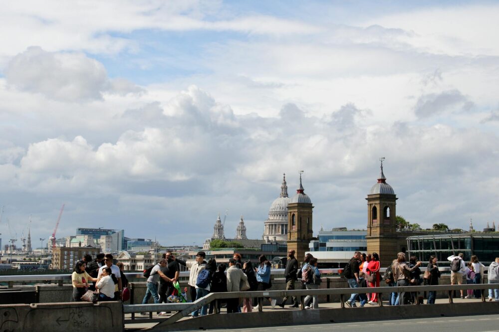 How do I find a part-time job as a student in London?