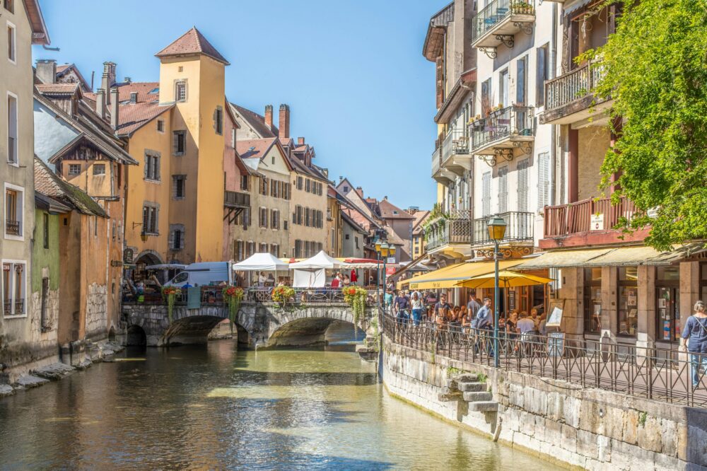 How do I find student accommodation in Toulouse?