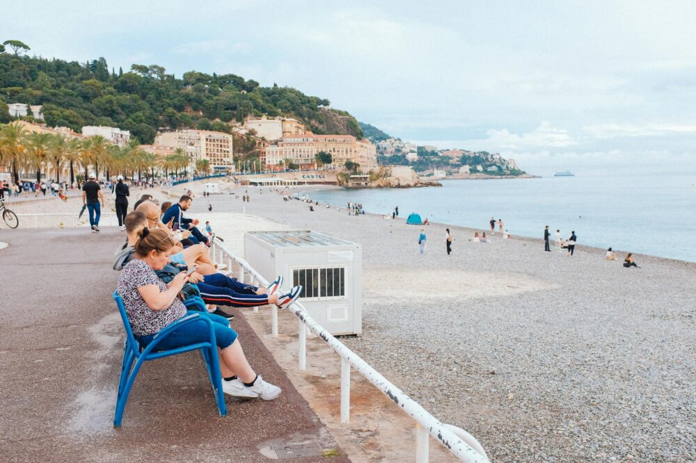 How far is Nice from Antibes?