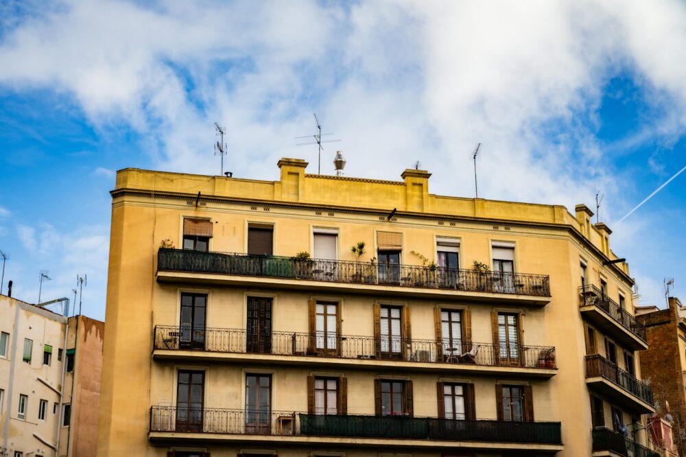 How to apply for a master's degree in English at University of Barcelona?