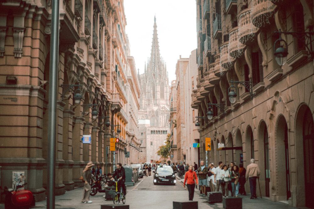 How to apply for a student visa for Barcelona from the US?