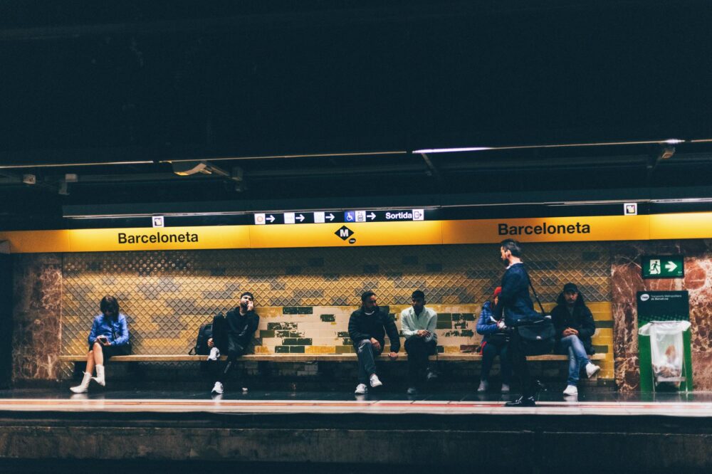 How to enjoy Barcelona like a local in spring?