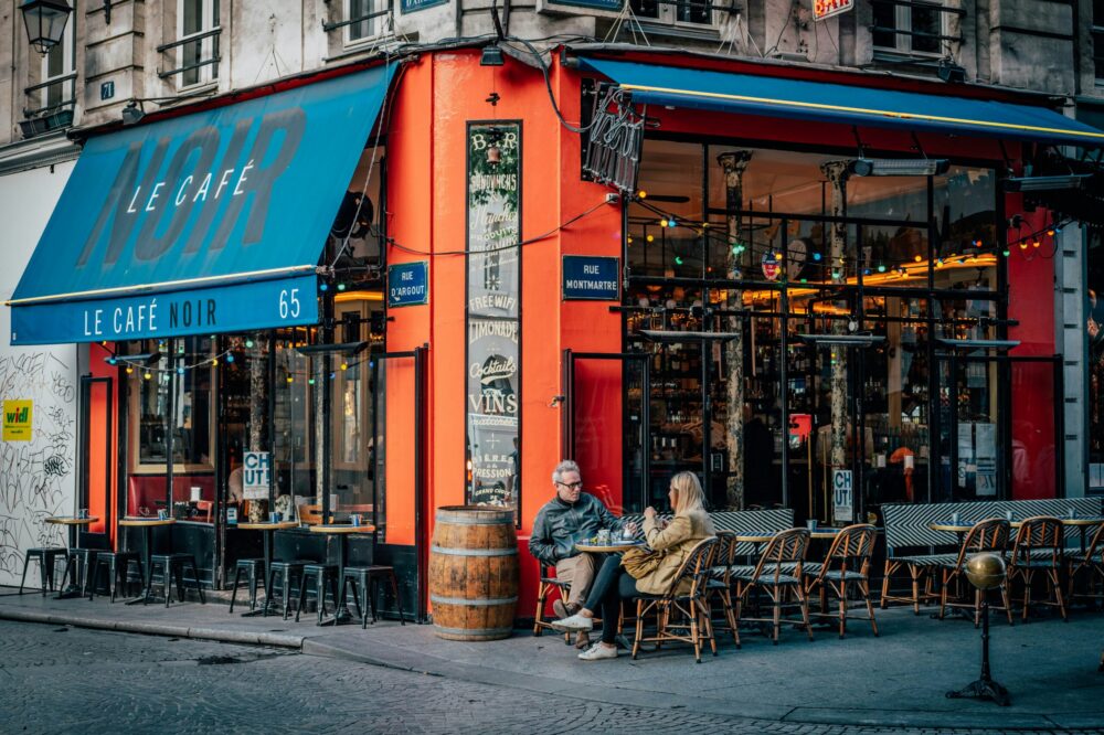 How to find 5 star hotels in Lille with a fireplace?