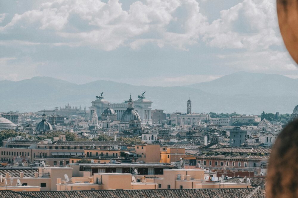 How to find 5-star hotels in Rome with a sauna?