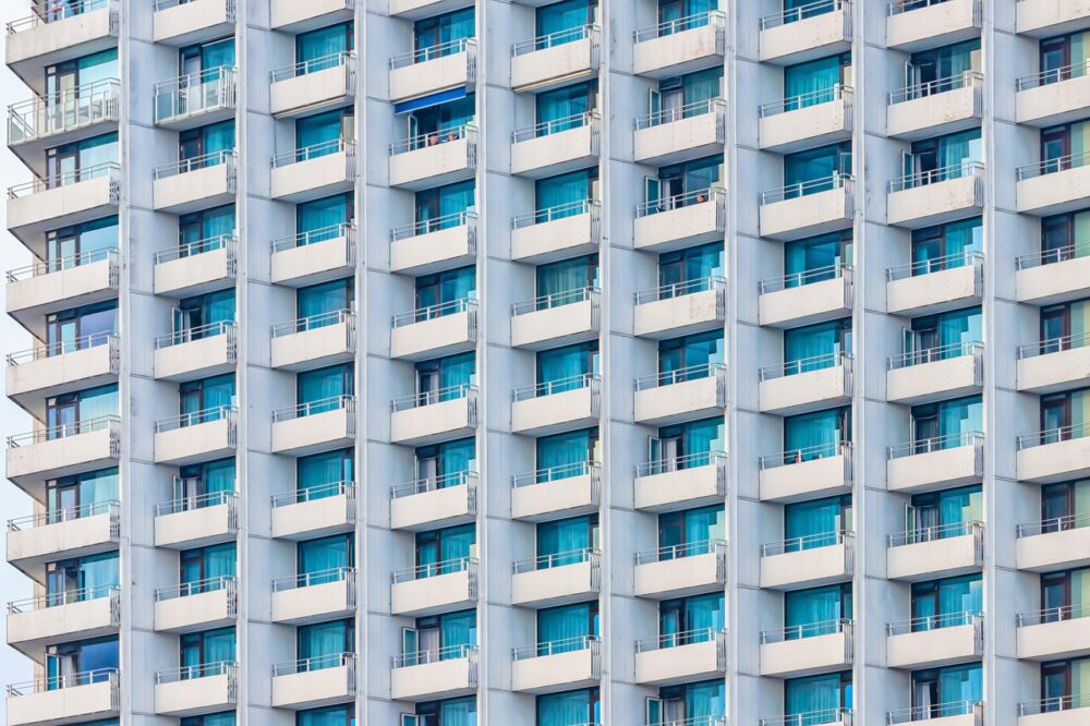 How to find a cheap hotel in Toulouse with a kitchen?