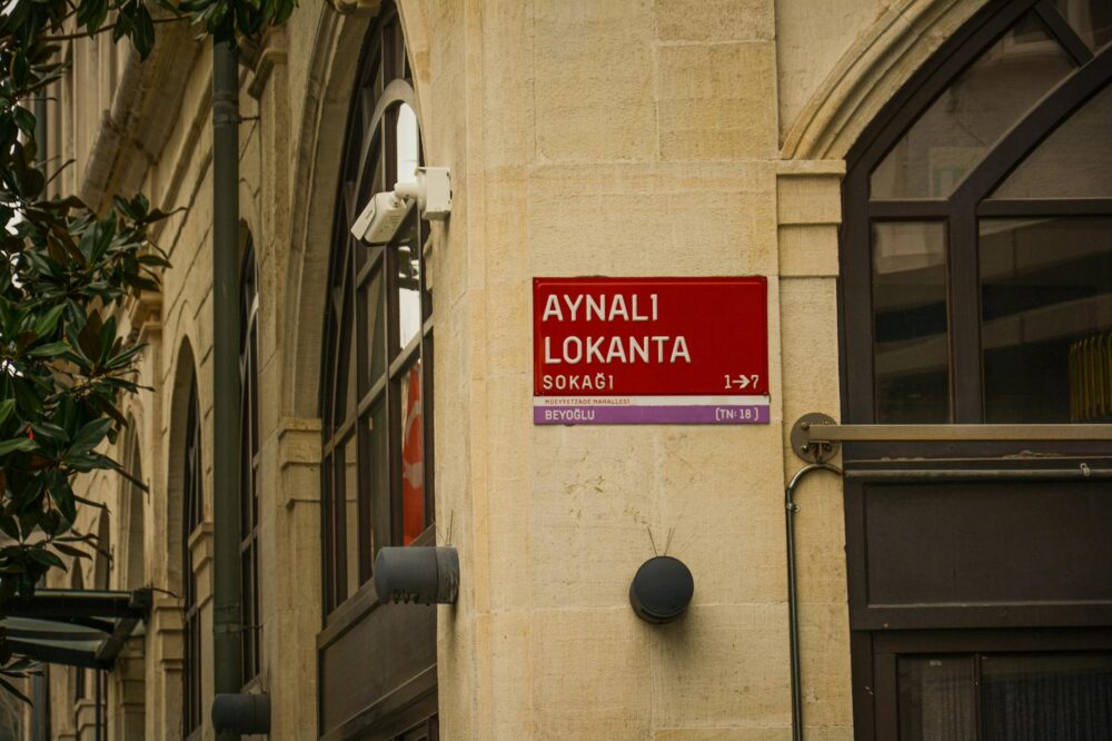 How to find accommodation near Istanbul universities?