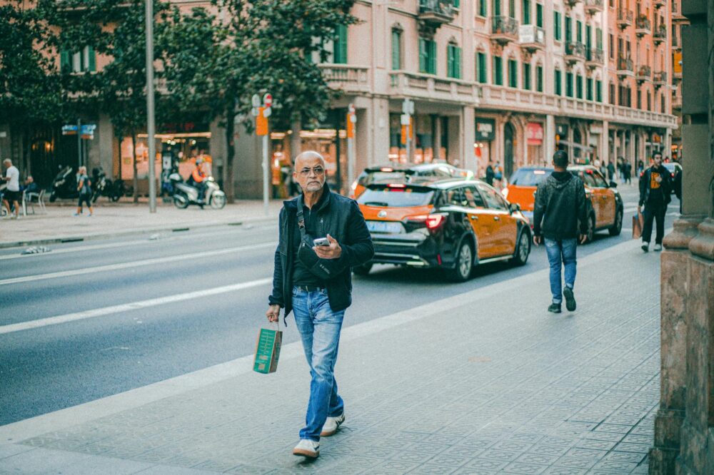 How to find budget hotels in Barcelona with a concierge?