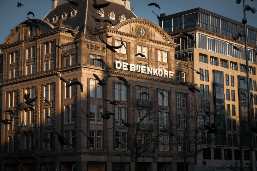 How to get a cheap hotel in Amsterdam without sacrificing location?