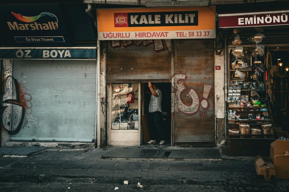How to get a discount on budget hotels in Istanbul?