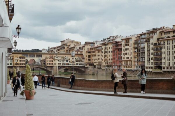 How to get a student discount in Florence?