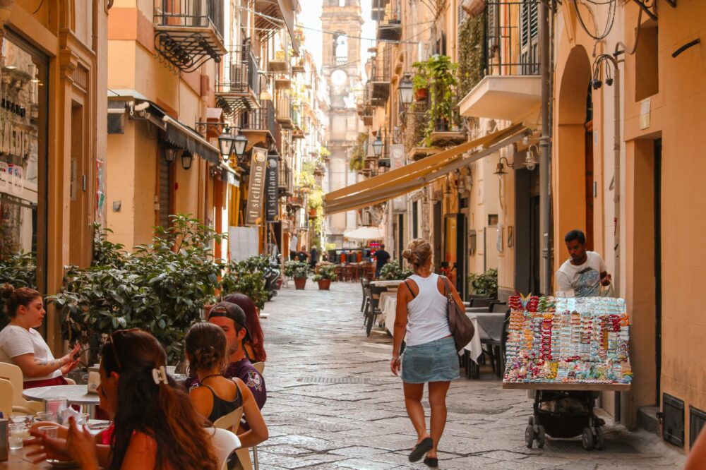 How to get a student discount on train tickets in Italy?