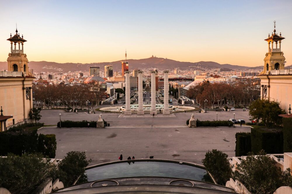 How to get a student residence permit in Spain for Barcelona?