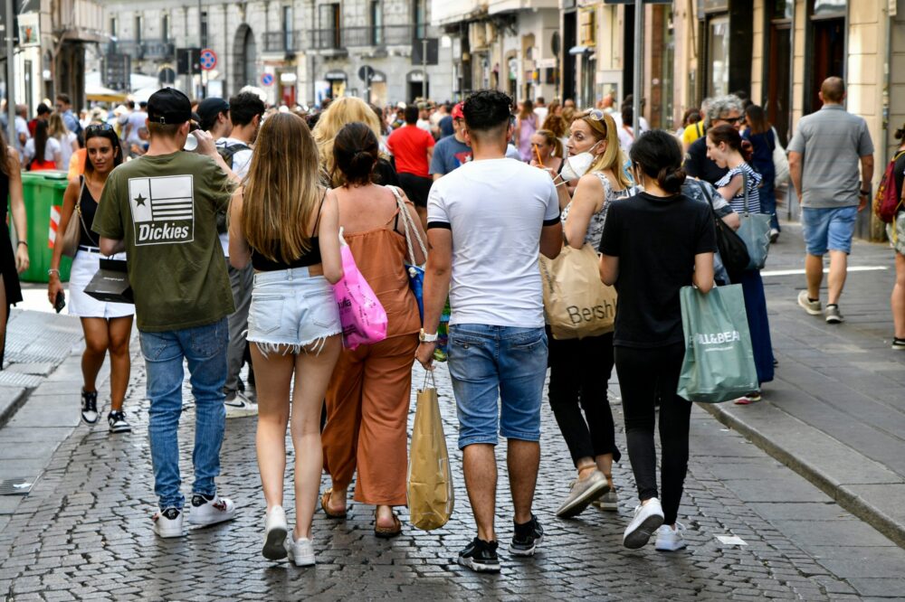 How to get a student visa for Italy from Brazil?
