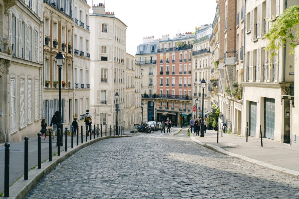 How to get a work visa after studying in Paris?