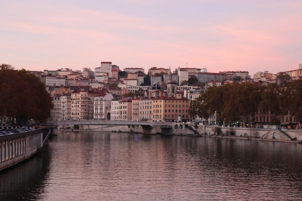 How to get around Lyon without a car?