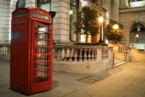 How to get from Waterloo to other parts of London?