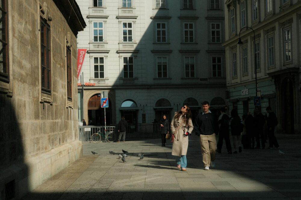 How to get the best deals on 5 star hotels in Montpellier?