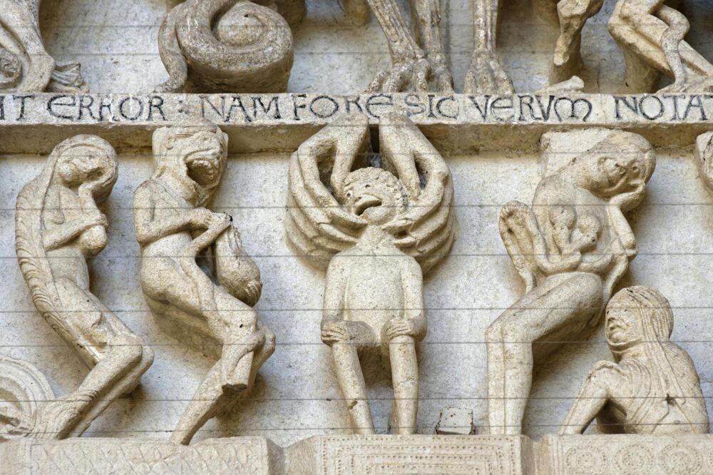 How to see the Romanesque art in Toulouse museums?