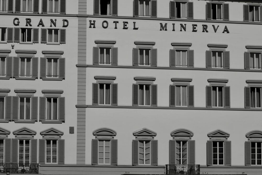 How to stay safe as a solo traveler in Florence hotels?