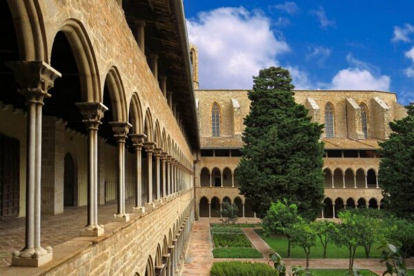 How to visit the Palau Reial de Pedralbes for free in 2026?
