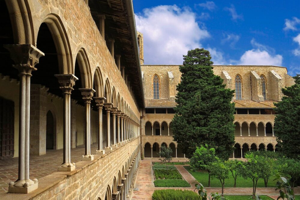 How to visit the Palau Reial de Pedralbes for free in 2026?