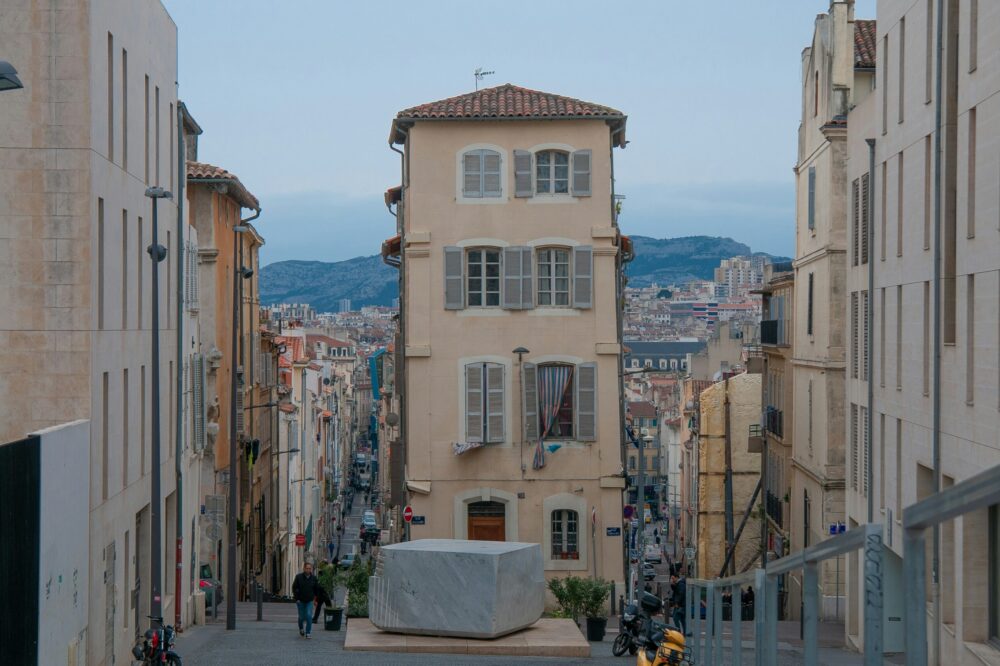 Is it safe to visit Marseille in 2026?