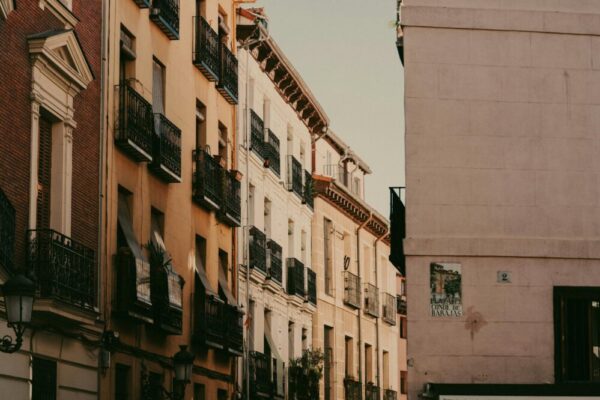 Is tap water safe to drink in Madrid?