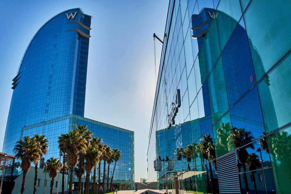 Solo travel hotels in Barcelona with a sauna